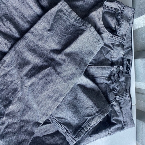 Jeans - Picture 3 of 4